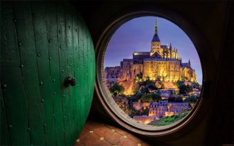 maison hobbit au mont st michel
