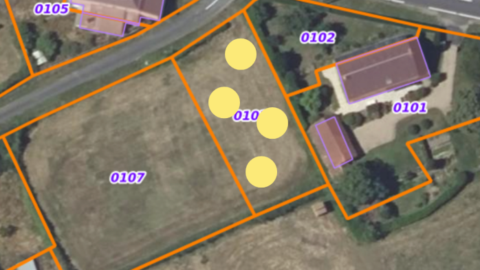 plan de 4 greenpod sur le terrain de corlay à Montipouret, orientés plein sud